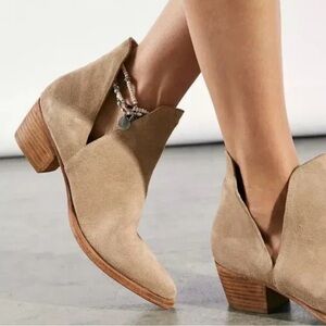 Free People Charm Double V Tan Suede Leather Low Ankle Chelsea Boots